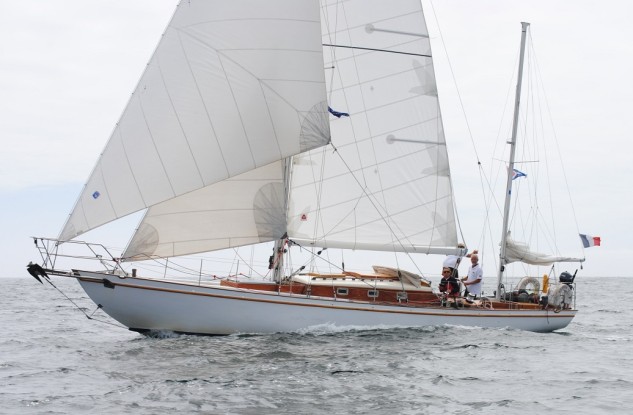 Griffon, Miña Miniña y Dorna Meca lideran la primera jornada de la Regata Illas Atlánticas de San Vicente