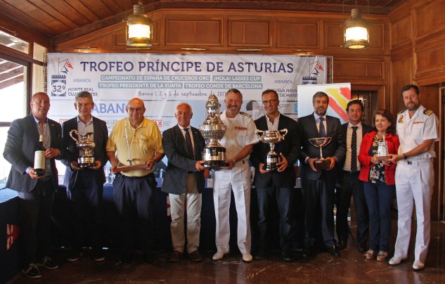 Entre los participantes de la regata organizada por el Monte Real Club de Yates y la Escuela Naval Militar de Marín estará un año más el Rey Juan Carlos (Foto Rosana Calvo)