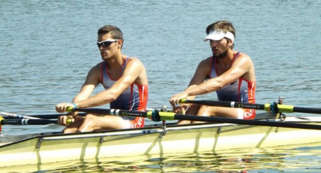 Los juveniles Rodrigo Conde y Álvaro Blanco (doble scull) fueron concentrados en Banyoles por la Federación Española de Remo