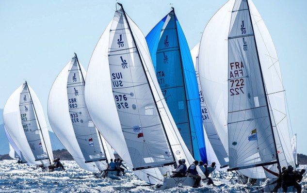 La flota española se mantiene dentro del Grupo Oro en Porto Cervo a la espera de la última jornada (Foto Kurt Arrigo)