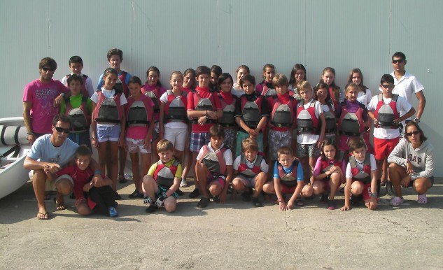 La Escuela de Vela del Real Club Marítimo de Santander estará operativa hasta primeros de setiembre.
